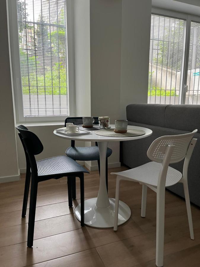 Malnati 3 Urban Living Milanosansiro Couette-café *